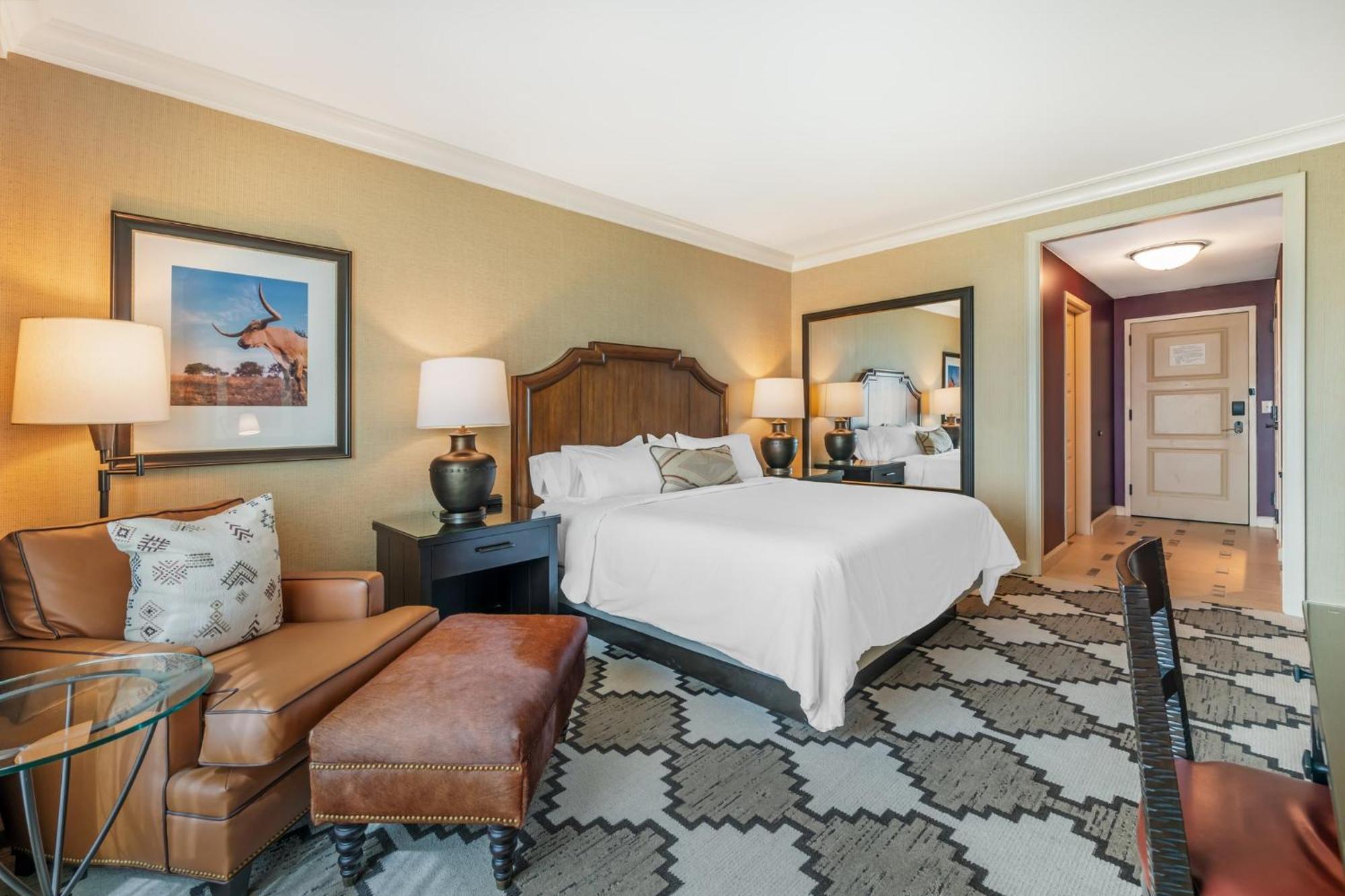 Hotel Omni Worth 4*